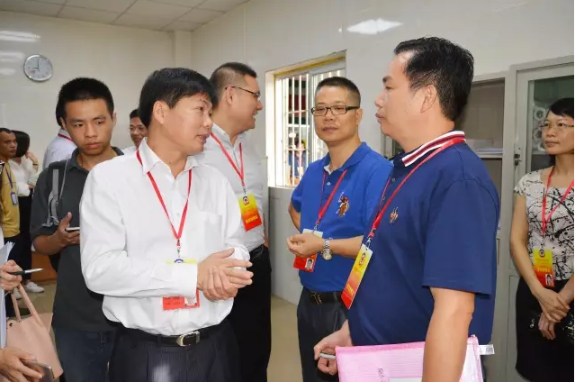你關(guān)心的食品安全問題，南海區(qū)政協(xié)委員組團來調(diào)研！齊齊建言獻策